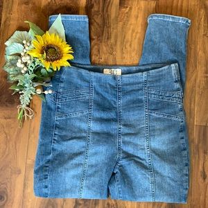Free People “Feel Alright Skinny Jeggings” Size 30